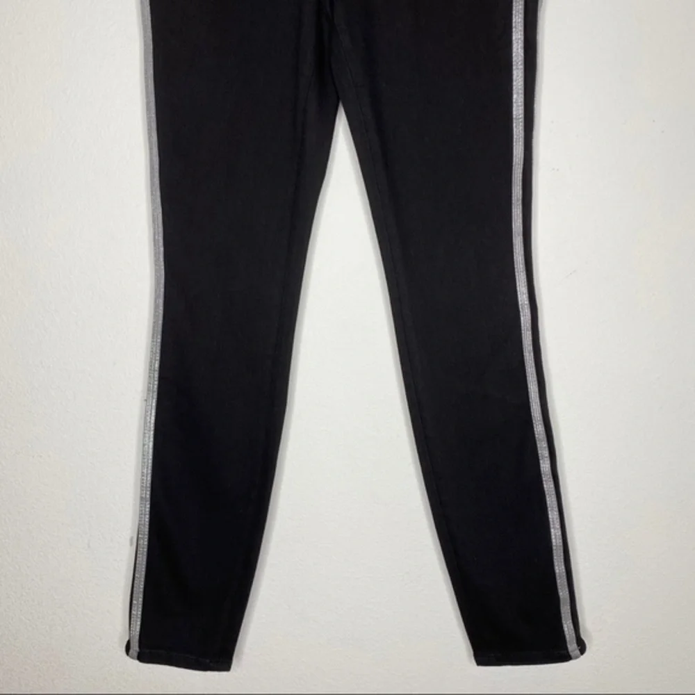 Good American sporty glam
